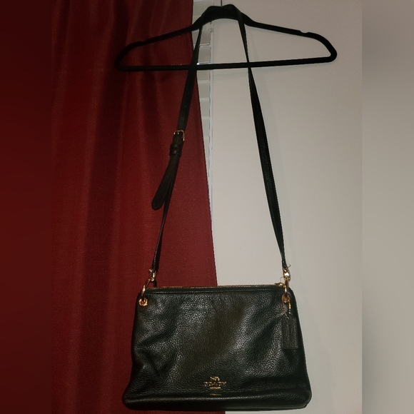 Beautiful coach purse - Picture 3 of 16